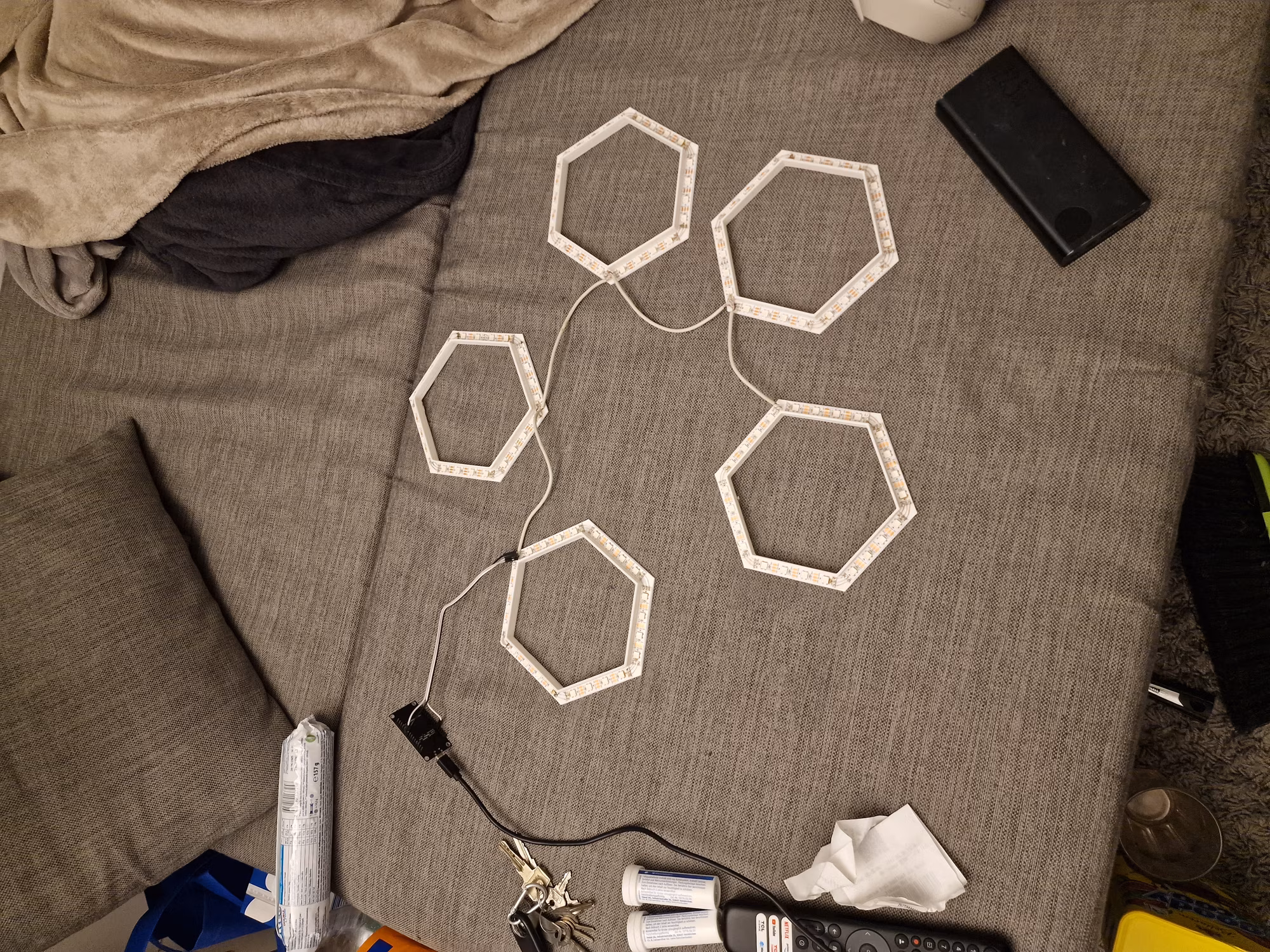 5 Hexagons, die jetzt alle miteinander verbunden sind